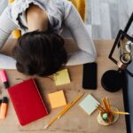 wzruszaj--ce-po--egnanie-maturzyst--w-w-dzielnicy--auto-3528