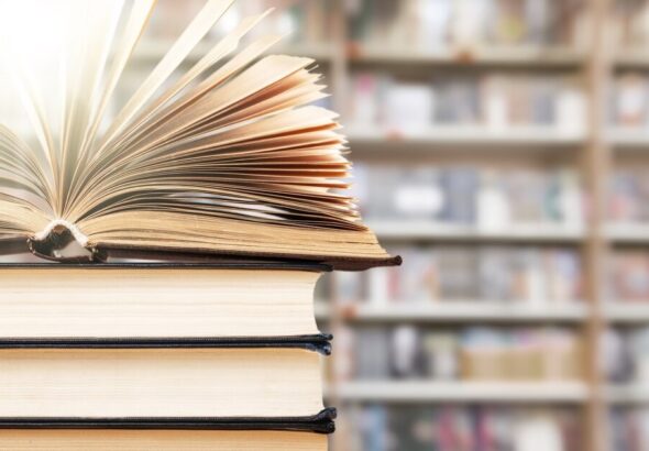 nowe-ksi----ki-w-bibliotece-publicznej-w-bia--o----auto-6180