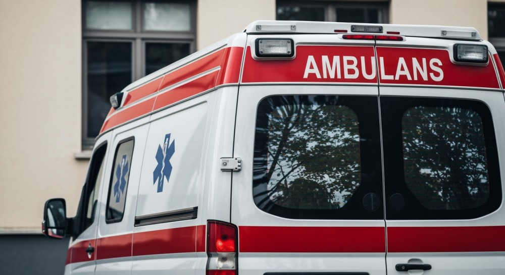 nagle-poczu--a-si---bardzo---le--pomocy-udzieli-je-auto-994
