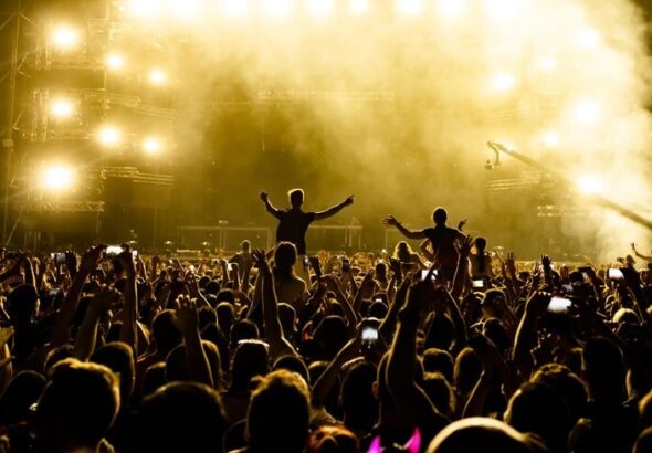 akimbo-na---ywo--wyj--tkowy-koncert-przed-premier--auto-1802