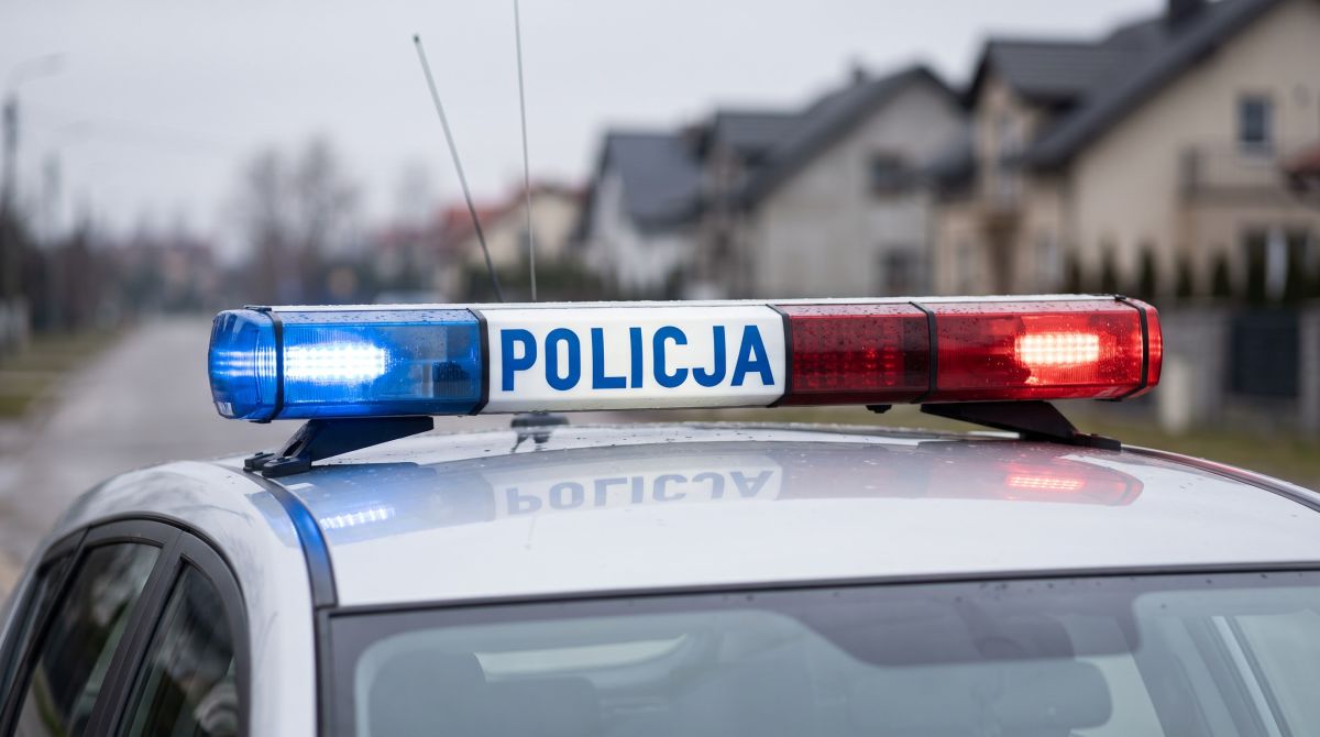 dostawa-jedzenia-zako--czy--a-si---rozbojem--dw--c-auto-11374
