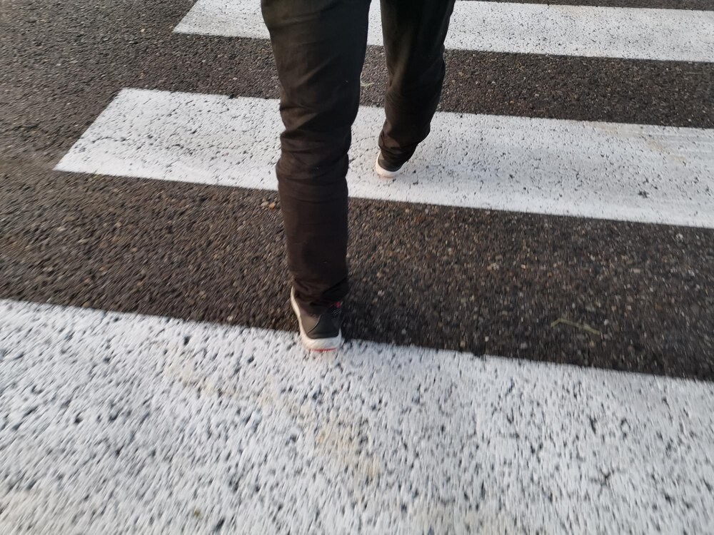 pieszy-te---mo--e-stworzy---zagro--enie--czy-znasz-auto-6006