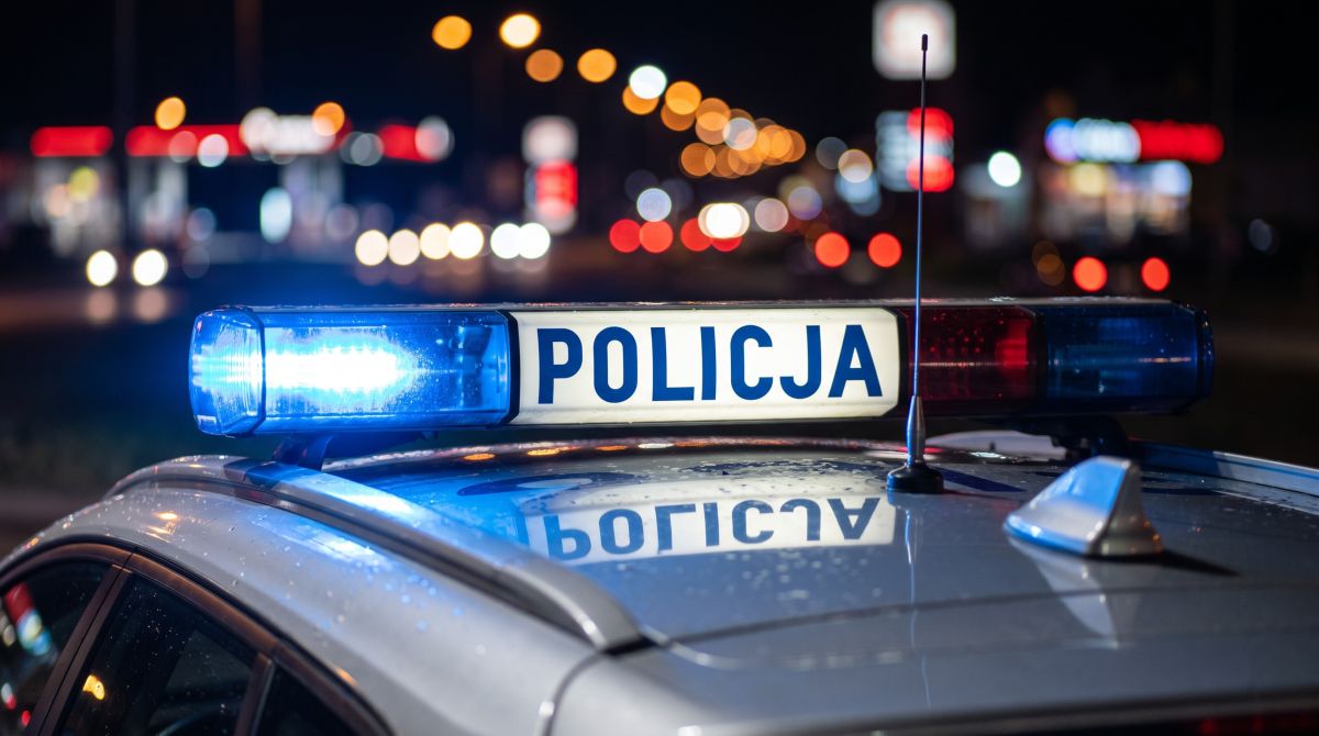 wszystkich---wi--tych--policja-ostrzega-przed-krad-auto-11338